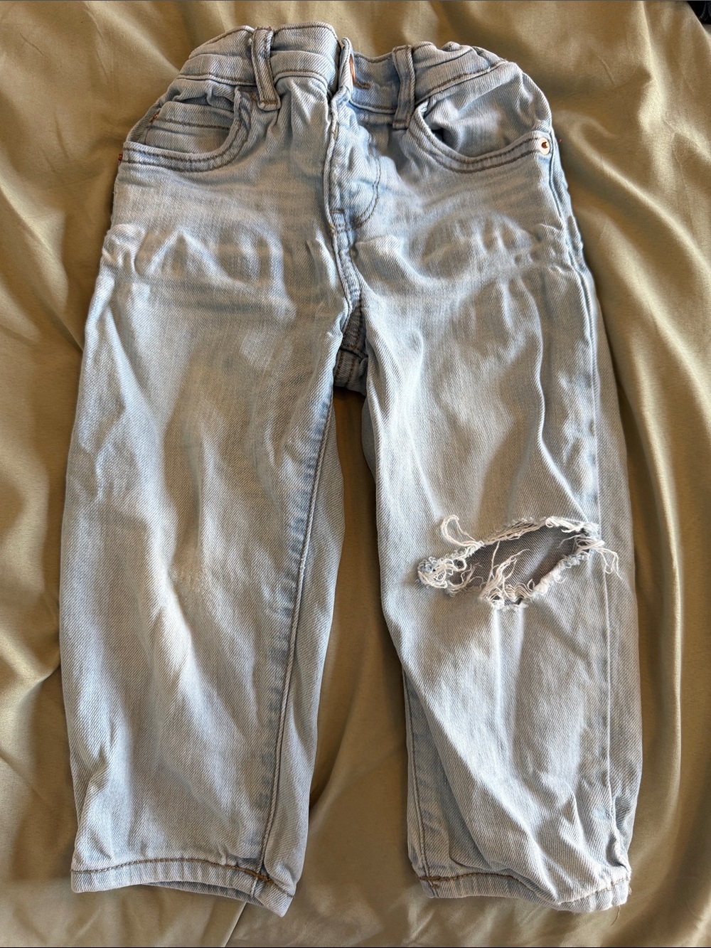 The Children's Place Light Blue Boyfriend Jeans with Distressed Knee, Size 2T